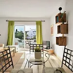 En Complejo Con Piscina Climatizada - El Presidente 234 Daire Estepona