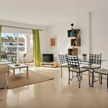 En Complejo Con Piscina Climatizada - El Presidente 234 Appartement Estepona